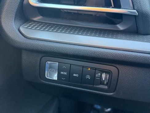 New 2026 Chevrolet Traverse LT w/ Sun and Wheel Package image 14