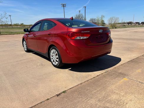 Used 2012 Hyundai Elantra GLS image 7