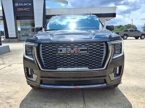 Used 2024 GMC Yukon Denali Ultimate image 2