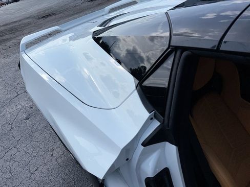 Used 2024 Chevrolet Corvette Stingray Premium Conv w/ Z51 Performance Package RWD image 30