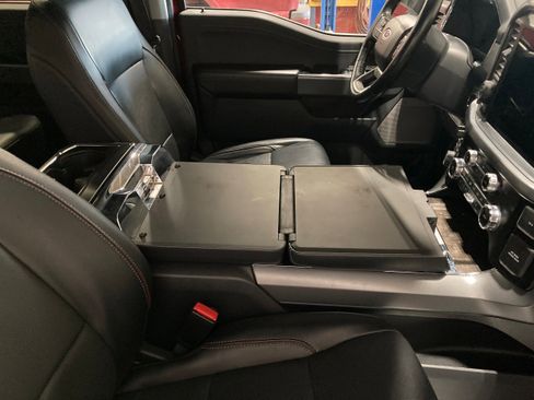 Used 2022 Ford F150 Lariat w/ Equipment Group 502A High image 8