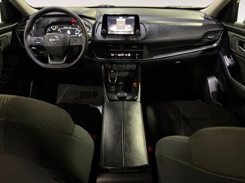 Used 2025 Nissan Rogue SV image 13