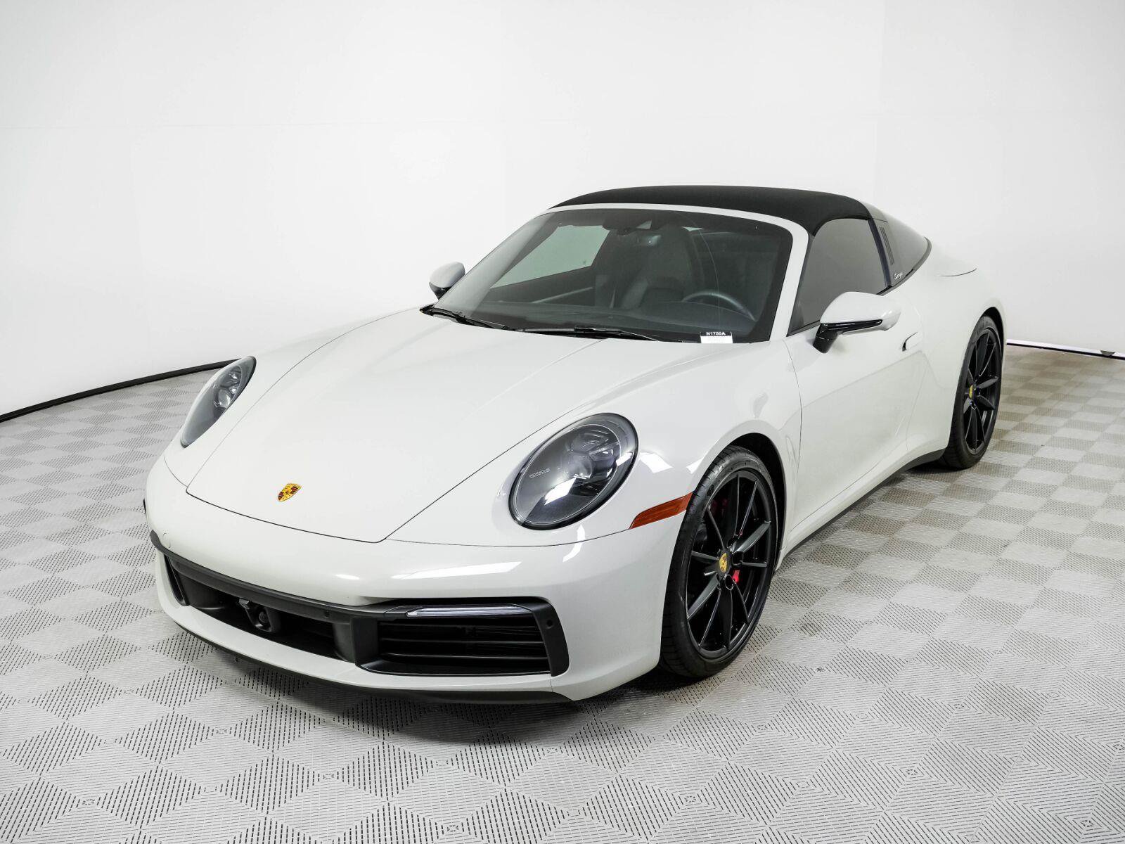 Certified 2021 Porsche 911 AWD/4WD image 30