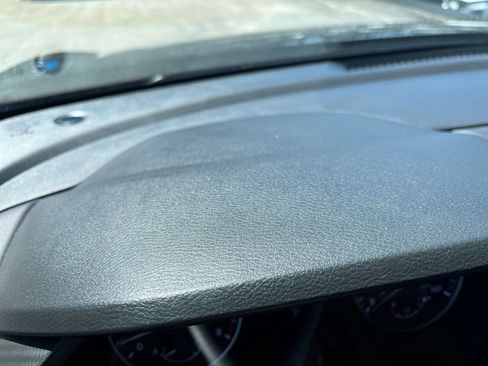 Used 2025 Nissan Sentra SV FWD image 34