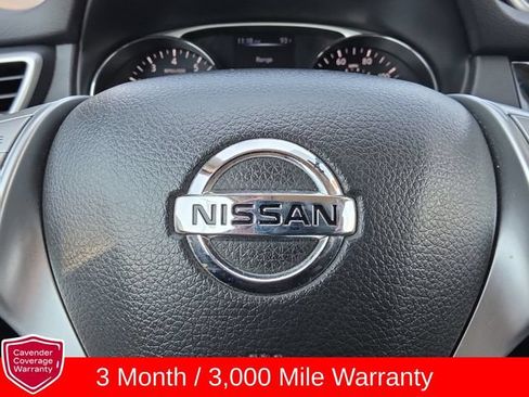 Used 2015 Nissan Rogue SV w/ SV Moonroof Package AWD/4WD image 5