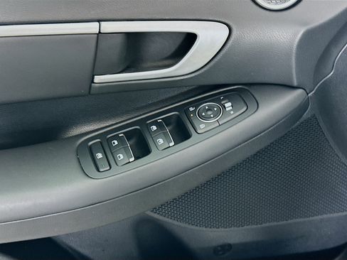Used 2025 Hyundai Sonata SEL image 15