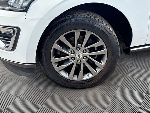 Used 2020 Ford Expedition Limited RWD image 35