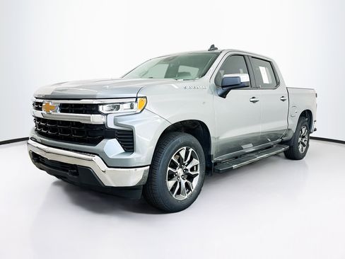 Used 2023 Chevrolet Silverado 1500 LT image 3