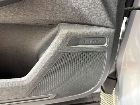 Used 2025 Honda CR-V LX image 20