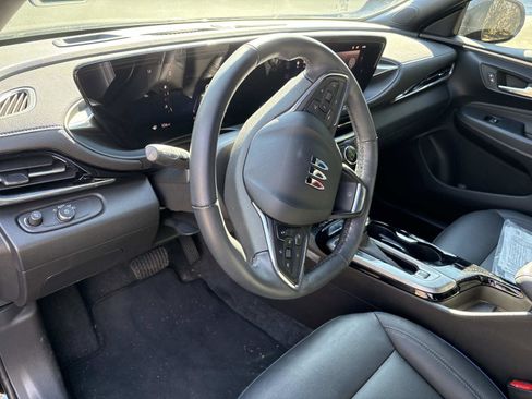 Used 2024 Buick Envista Sport Touring w/ Convenience I Package image 15