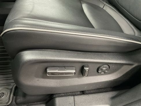 Certified 2025 Honda Odyssey Touring image 35