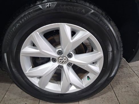 Used 2018 Volkswagen Atlas SE FWD image 11