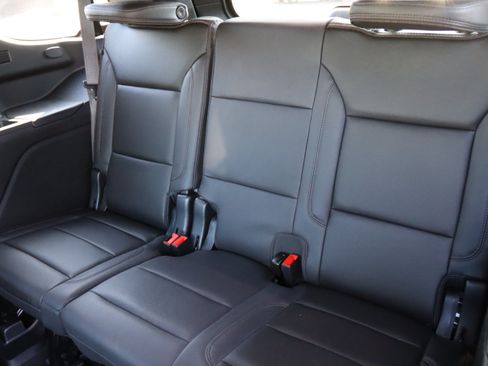 Used 2023 Chevrolet Tahoe High Country AWD/4WD image 35