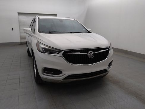 Used 2018 Buick Enclave Essence image 14