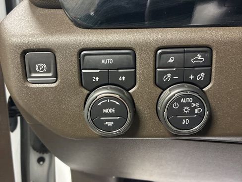 Used 2023 Chevrolet Silverado 1500 LTZ w/ LTZ Convenience Package II image 14