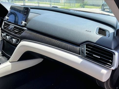 Used 2018 Honda Accord EX-L image 20