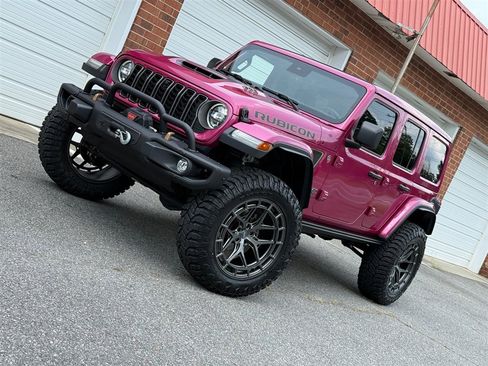 Used 2024 Jeep Wrangler Unlimited Rubicon 392 image 4