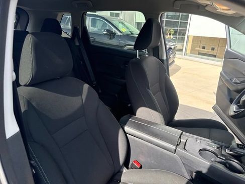 Used 2024 Nissan Rogue S FWD image 29
