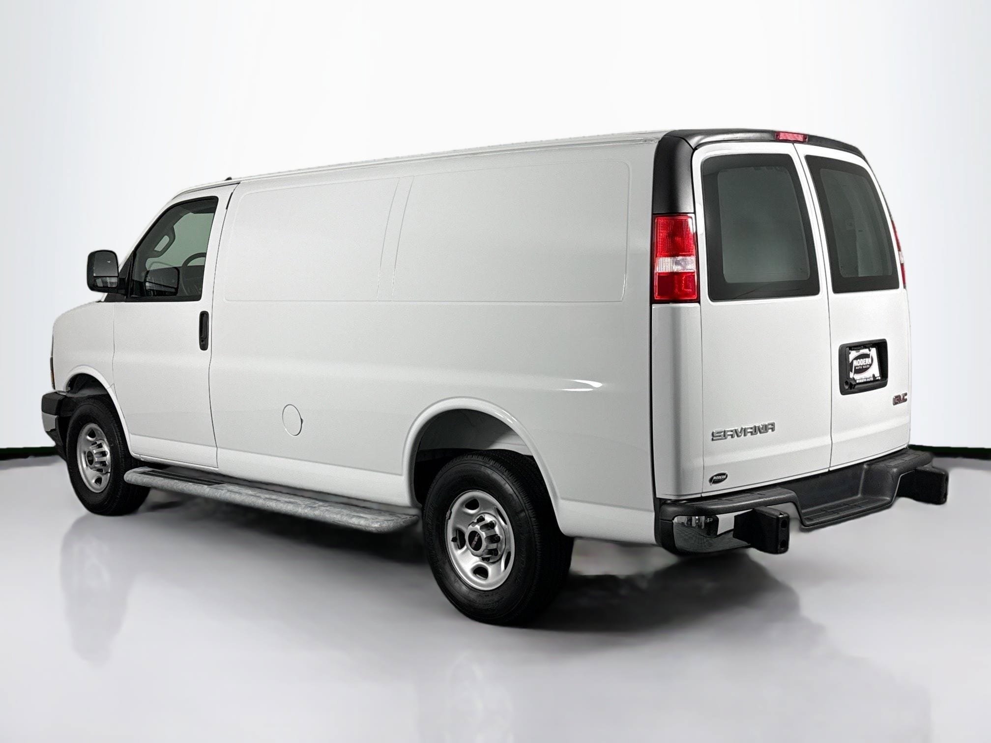 Used 2025 GMC Savana 2500 w/ Driver Convenience Package RWD image 13