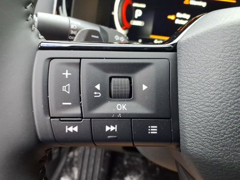 New 2026 Nissan Pathfinder SL image 20