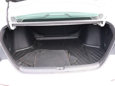 Certified 2024 Honda Accord LX image 15