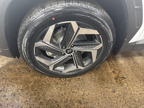 Used 2022 Hyundai Tucson Limited image 28