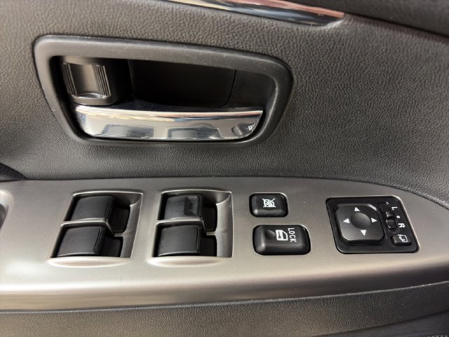 Used 2024 Mitsubishi Outlander Sport SE AWD/4WD image 12