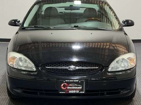 Used 2003 Ford Taurus SEL image 3