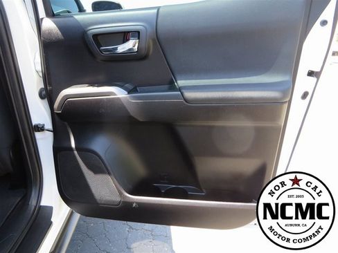 Used 2021 Toyota Tacoma TRD Sport image 55