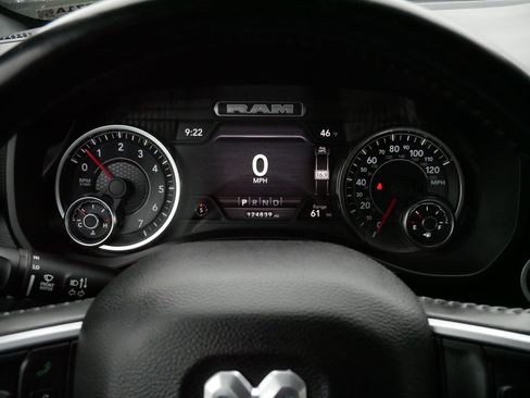 Used 2022 RAM 1500 Big Horn AWD/4WD image 21