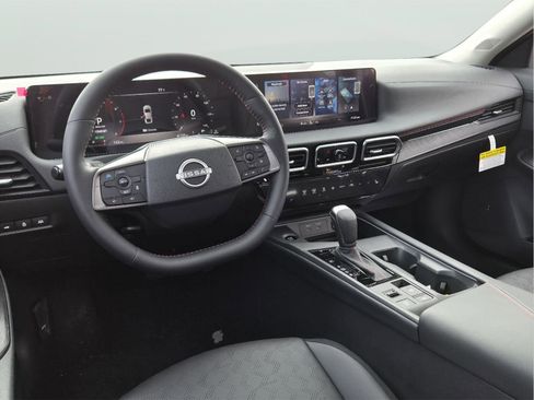 New 2026 Nissan Sentra SR image 13