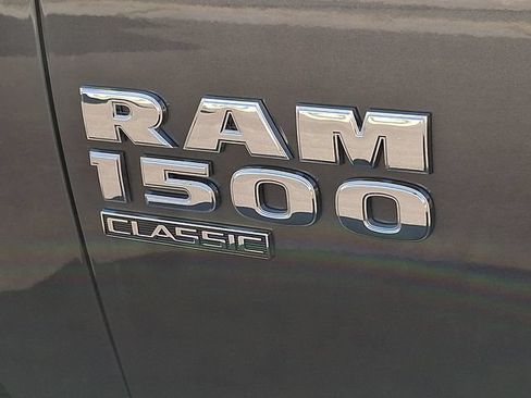 Used 2024 RAM 1500 Classic SLT AWD/4WD image 31