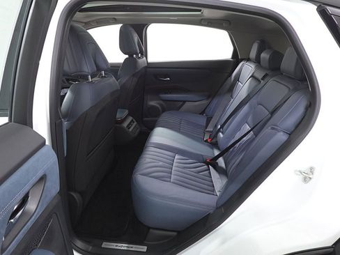 Used 2024 Nissan Ariya AWD image 24