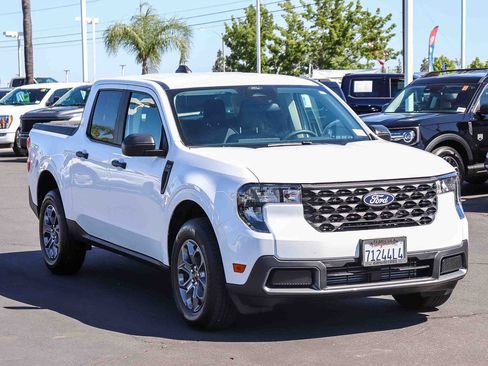 Used 2026 Ford Maverick XLT AWD/4WD image 3