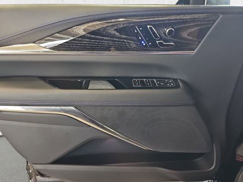 Used 2026 Cadillac Escalade IQ Sport 1 w/ LPO, Floor Liner Package AWD/4WD image 35