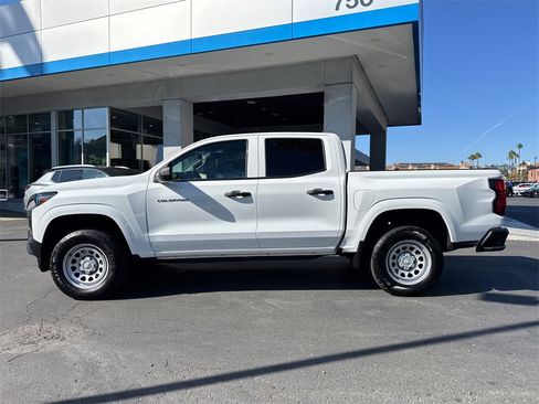 Used 2025 Chevrolet Colorado W/T image 7