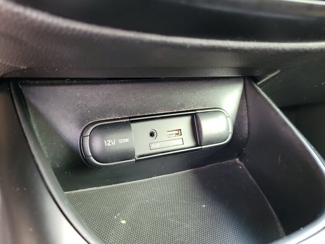 Used 2018 Kia Soul FWD image 32