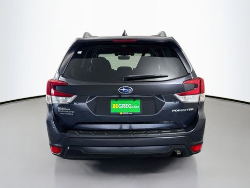 Used 2019 Subaru Forester Premium AWD/4WD image 8