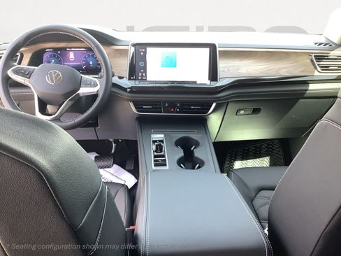 New 2026 Volkswagen Atlas SE FWD image 13