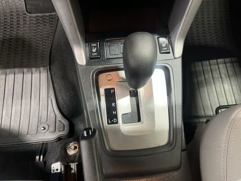 Used 2015 Subaru Forester 2.5i Premium AWD/4WD image 14