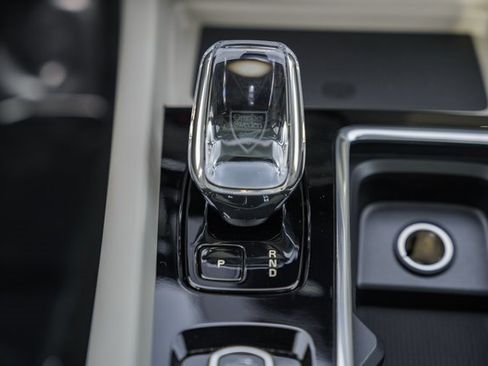 New 2026 Volvo XC60 B5 Ultra w/ Protection Package Premier image 25