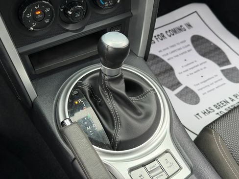 Used 2019 Toyota 86 image 23