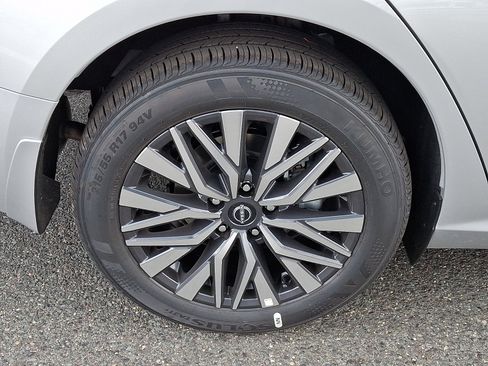 New 2026 Nissan Altima 2.5 SV AWD/4WD image 6