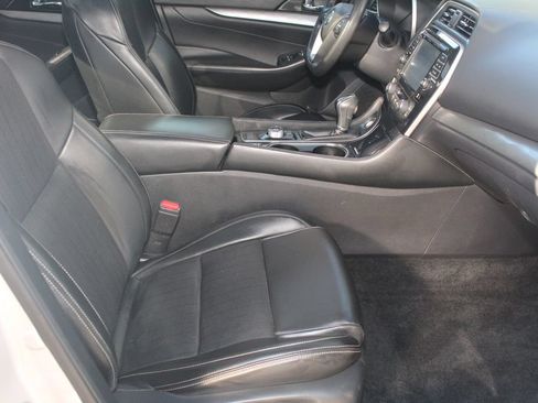 Used 2018 Nissan Maxima 3.5 SL FWD image 24