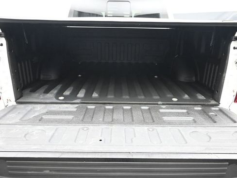 Used 2019 Ford F150 Lariat w/ Trailer Tow Package image 9