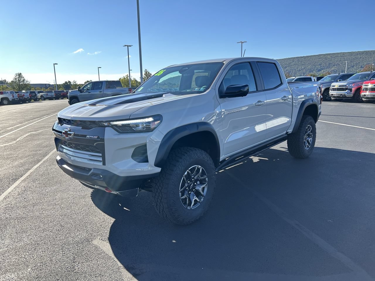 New 2026 Chevrolet Colorado ZR2 w/ Technology Package AWD/4WD image 3