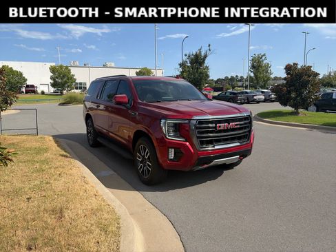 Used 2023 GMC Yukon XL AT4 AWD/4WD image 6