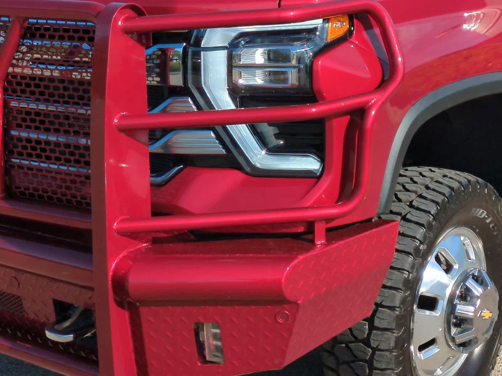 Used 2025 Chevrolet Silverado 3500 High Country w/ High Country Premium Package AWD/4WD image 11
