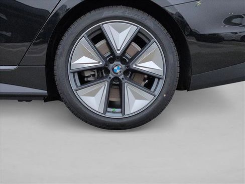 New 2026 BMW i4 xDrive40i image 10