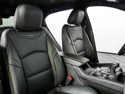 Certified 2025 Cadillac XT4 Premium Luxury FWD image 20